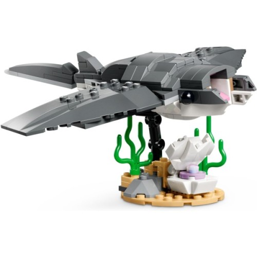 Конструктор LEGO Creator Люта акула зі скринею скарбів (31381)