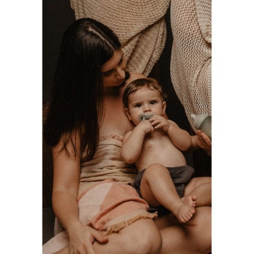 Пустушка Suavinex Colour Essence 0-6 міс, анатомічна силіконова, коричнева (308082)