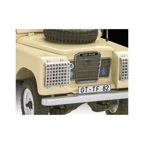 Збірна модель Revell набір автомобіль Land Rover Series III LWB , рівень 3, 1:24 (RVL-67056)