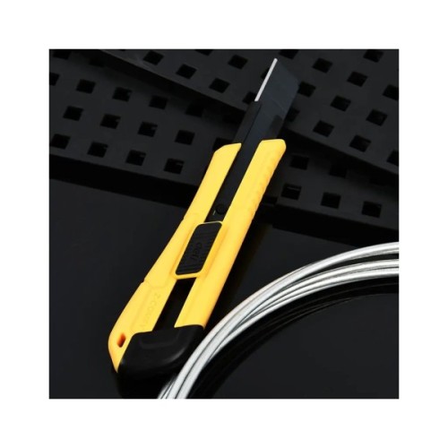 Ніж канцелярський Deli 18 мм (EDL018)