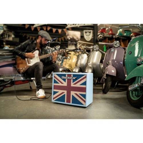 Комбопідсилювач Blackstar Debut 50R Baby Blue Union Flag (302026)