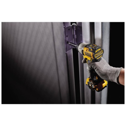 Шуруповерт DeWALT 12V XR Li-Ion, 163 Нм, 2850 об/мин (без АКБ и ЗУ) (DCF801N)