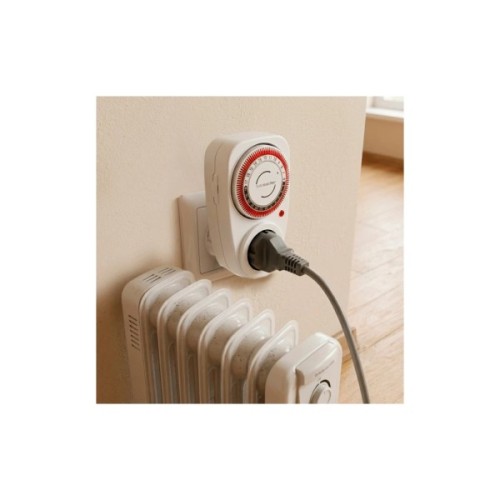 Таймер-розетка EUROELECTRIC 16A/3680W 24Н, White (ST-16A/3,68kW(M))