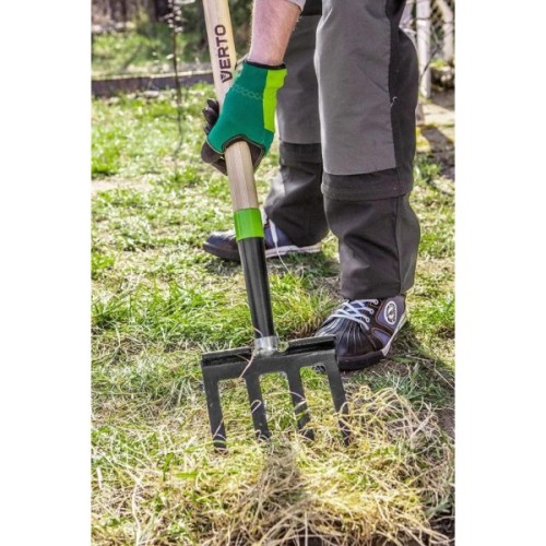Вила Verto для копання, руків'я дерев'яне D-подібне, 127см (15G041)