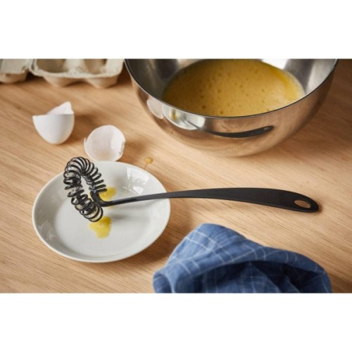 Вінчик Fiskars Essential спіральний 35,5 см (1065596)