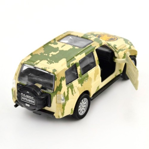 Масштабна модель автомобіля TechnoDrive Автомодель серії Шеврони Героїв - Mitsubishi Pajero 4WD Tubro - 47 ОМБр (250361M)
