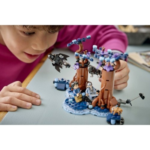 Конструктор LEGO Harry Potter Заборонений ліс: Експекто патронум (76475)