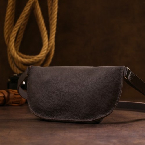 Сумка Shvigel Шкіряна матова бананка Коричнева (16381)