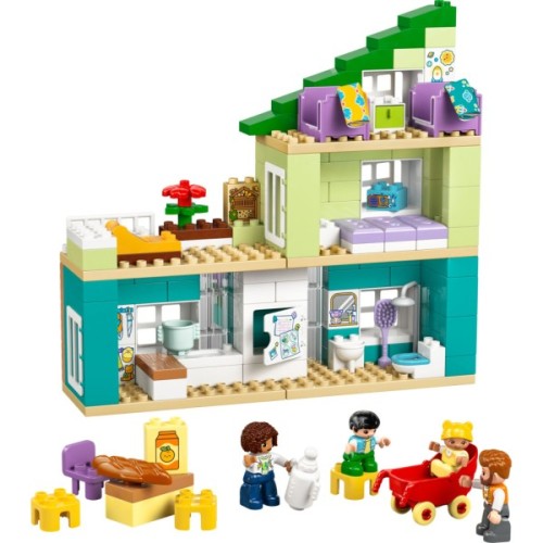Конструктор LEGO DUPLO Town Сучасний родинний будинок із фігурками 3 в 1 (10470)