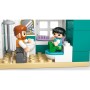 Конструктор LEGO DUPLO Town Сучасний родинний будинок із фігурками 3 в 1 (10470)