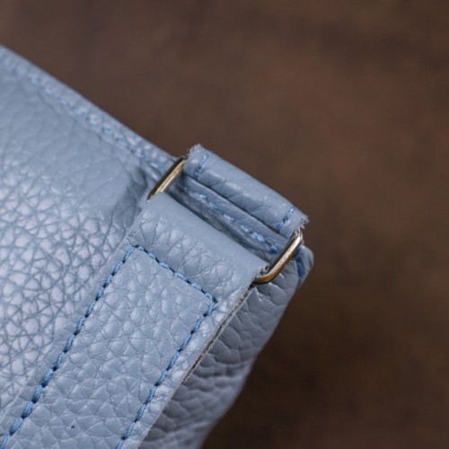 Сумка Shvigel Шкіряна бананка Блакитна (16374)