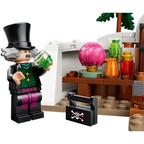 Конструктор LEGO One Piece Схованка лікаря Гірілука (75641-)