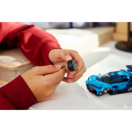 Конструктор LEGO Speed Champions Спортивний автомобіль Bugatti Vision GT Hyper (77253)