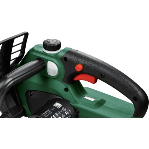 Ланцюгова пила Bosch UniversalChain 18 18V, шина 20см. 3кг (без АКБ та ЗП) (0.600.8B8.001)