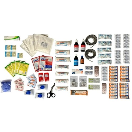 Автомобільна аптечка Poputchik 02-095-IS