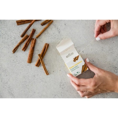 Зубна нитка Nordics Expandable Dental Floss Exotic Cinnamon 30 м (3800500324111)