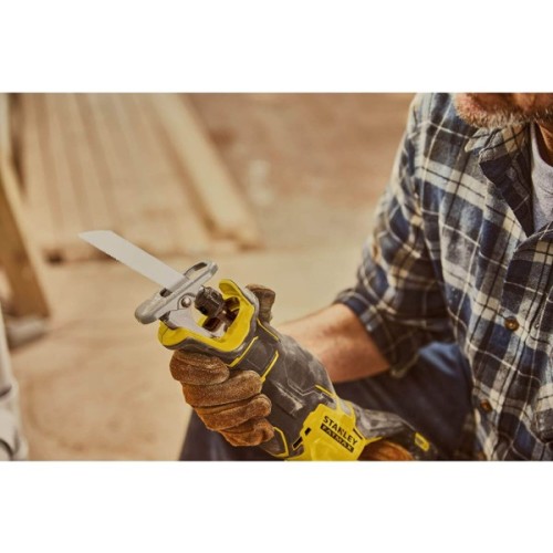 Шабельна пила Stanley FatMax безщіткова, 18ВLi-Ion, 3200 хід/хв, хід 28мм (без АКБ та ЗП) (SFMCS310B)