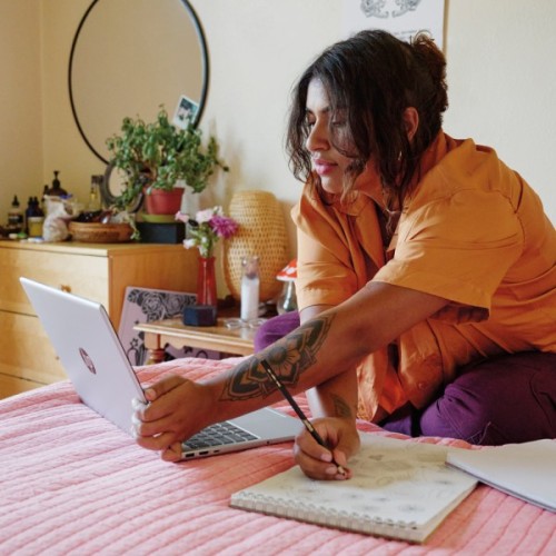 Ноутбук HP 15-fd2001ua (BV5U4EA)