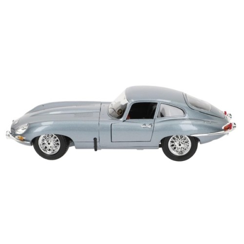 Масштабна модель автомобіля Bburago Автомодель - Ferrari Racing - SF-24, 1:43 (18-12044)