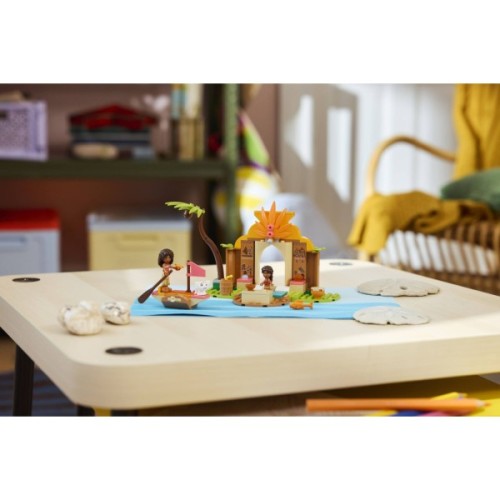 Конструктор LEGO Disney Princess Сільський будинок і човен (43282)