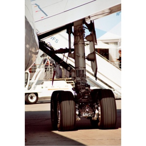 Збірна модель Revell Літак Airbus A380 Перший політ рівень 5 масштаб 1:144 (RVL-04218)