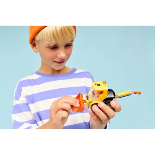 Конструктор LEGO City Автівки — Будівельний навантажувач (60483)