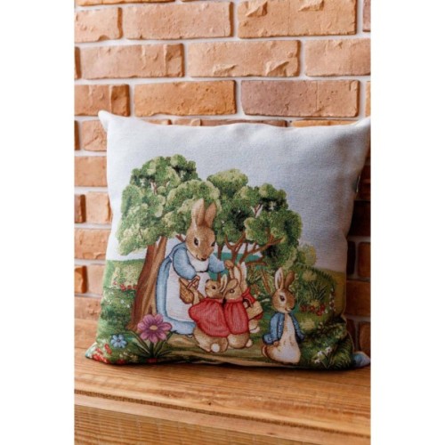 Наволочка Прованс гобеленова декоративна Зайчиха із зайчатами Галявина 45х45 см (034240)
