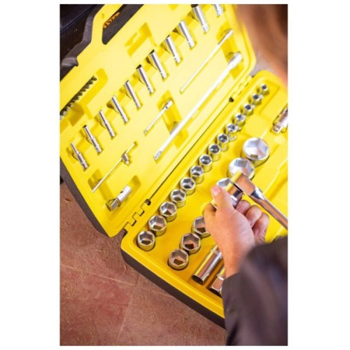 Набір інструментів Stanley FatMax Maxi-Drive торцевих 1/4", 1/2", 81 шт., кейс (FMMT82826-1)