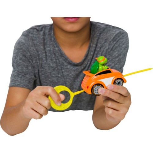 Ігровий набір Funrise TMNT Черепашки-ніндзя класичні Гонщик з лаунчером Мікеланджело (71018)