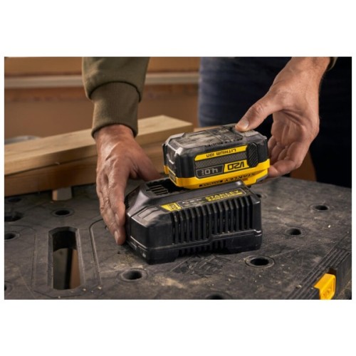 Набір акумулятор + зарядний пристрій Stanley FatMax,V20, 18 В,4Ah, 4A (SFMCB14M1)