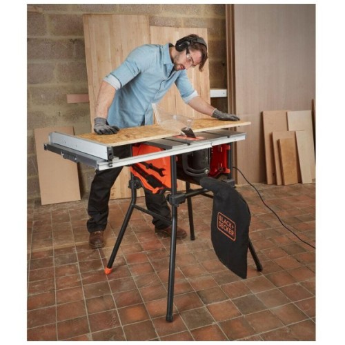 Циркулярна пила Black&Decker пильний, 1800 Вт, диск 254*30 мм, 4.800 об/мин,27,5 кг (BES720)