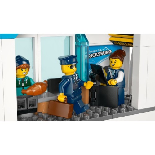 Конструктор LEGO City Аеропорт із літаком (60502)