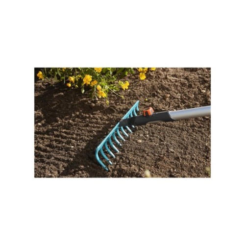 Граблі Gardena сталеві (арт.3177) + ручка дерев'яна 130 см (арт.3723) (03024-20.000.00)