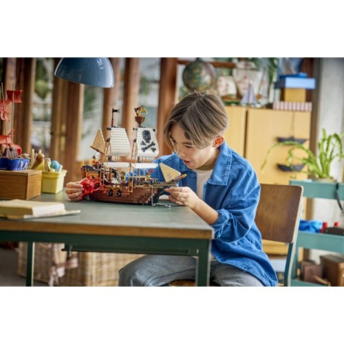 Конструктор LEGO Creator Культовий піратський корабель (31387)