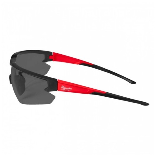 Захисні окуляри Milwaukee поліпшені, затемнені (4932478764)