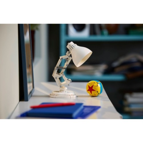 Конструктор LEGO Ideas Disney Pixar Luxo Jr. (21357)
