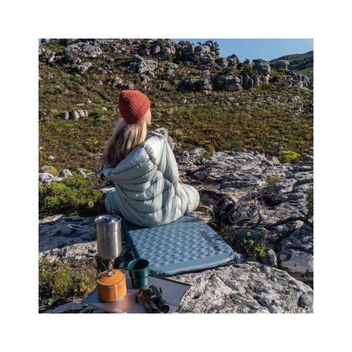 Туристичний килимок Naturehike Самонадувний надлегкий одномісний овальний CNK2300DZ013 35 мм блакитний (6976023927041)