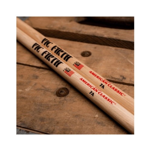 Барабанні палички Vic Firth 7A American Classic (232060)