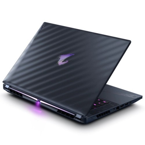 Ноутбук GIGABYTE Aorus Master 16 BZH (BZHC6UAE65SP)