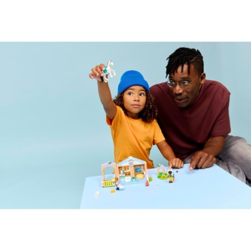 Конструктор LEGO Friends Ветеринарна клініка (42696)