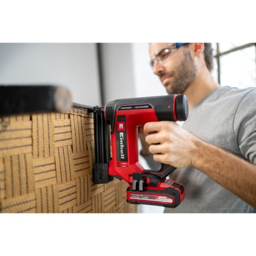Степлер будівельний Einhell TE-CN 18/32 Li-Solo, 18V, під скоби 1325мм, 20п/хв, 2.1кг (без АКБ та ЗП) (4257800)