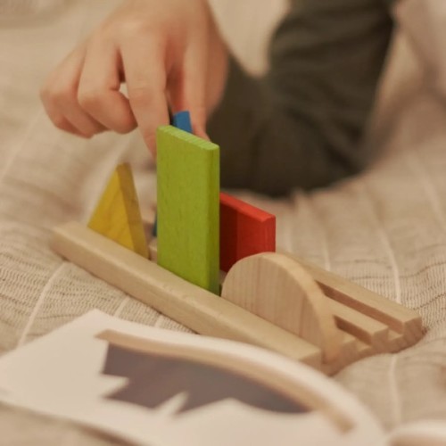 Розвиваюча іграшка Ігротеко деревяна Фігури і тіні (900606)