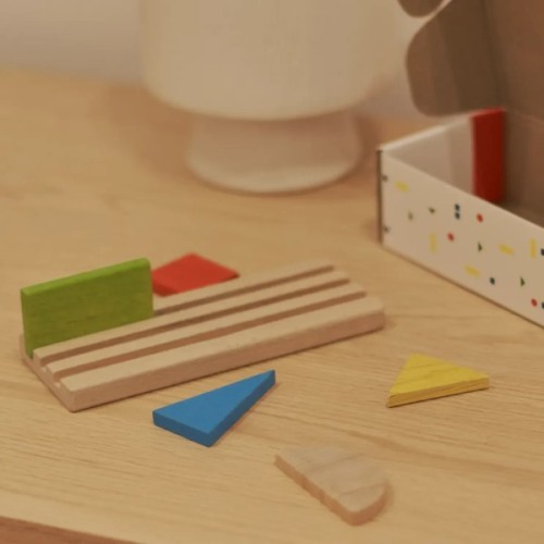 Розвиваюча іграшка Ігротеко деревяна Фігури і тіні (900606)