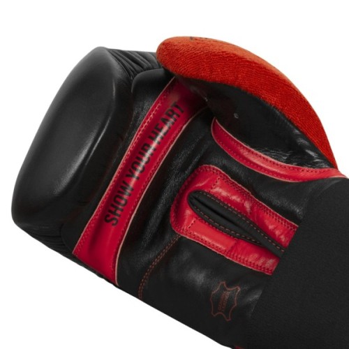 Боксерські рукавички Title Boxing All Heart Bag Gloves 2.0 Black/Red 10 oz (AHABG2 10 oz BK/RD)