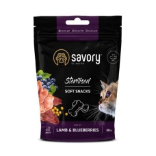 Ласощі для котів Savory для стерилізованих, ягня з чорницями 50 г (4820232631416)