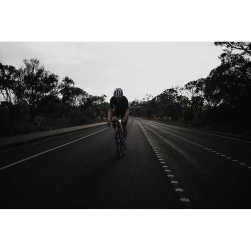Задня велофара Knog Blinder Skull Array Rear 100 Lumens (12286)