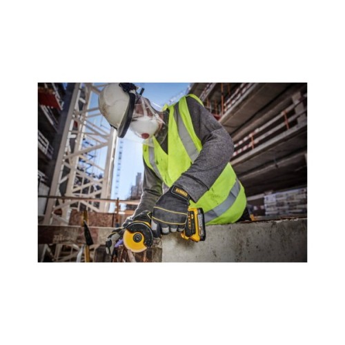 Дискова пила DeWALT 18В XR Li-lon, диск 76х10 мм, 0.94 кг (без АКБ та ЗП) (DCS438N)