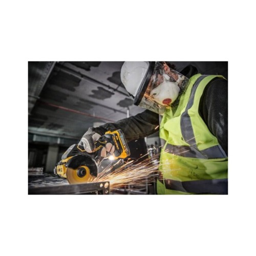 Дискова пила DeWALT 18В XR Li-lon, диск 76х10 мм, 0.94 кг (без АКБ та ЗП) (DCS438N)