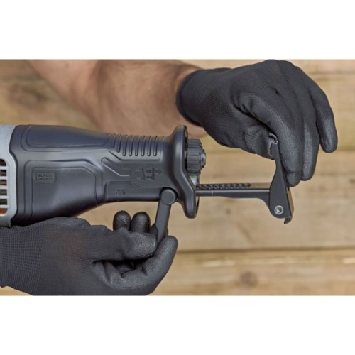 Шабельна пила Black&Decker BES301K