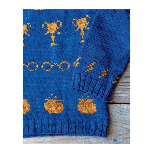 Книга Гаррі Поттер. Магія плетіння. Офіційна книга плетених моделей за мотивами улюблених фільмів BookChef (9786175483800)